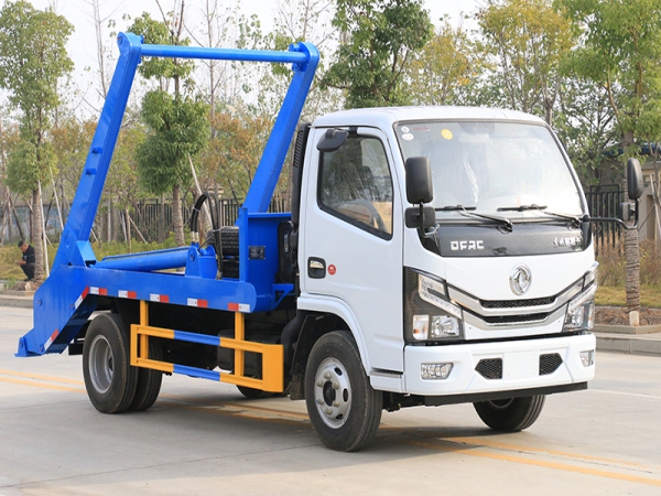 小多利卡 3~4方 摆臂垃圾车