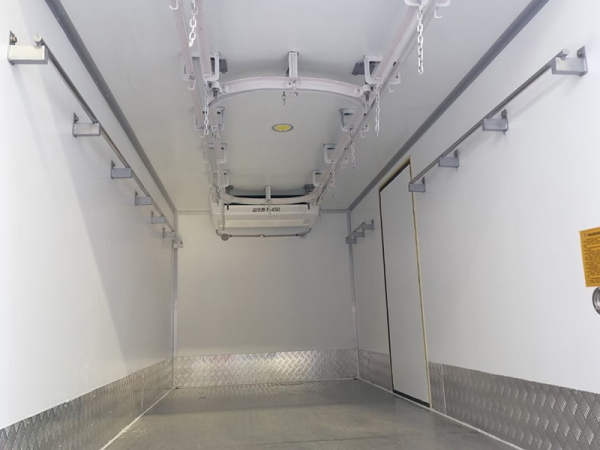 国六庆铃五十铃600P冷藏车