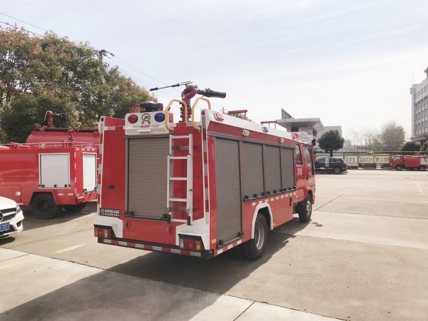 国六庆铃3吨消防车