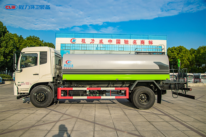 东风天锦洒水车（12.6方）