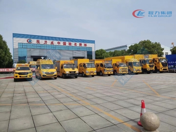 东风天龙应急抢险发电车[1000KW]